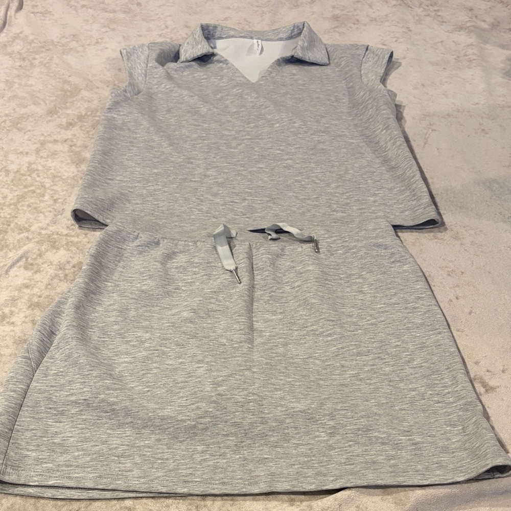 Gray Short Sleeve Collar Top With Skirt 2 Piece